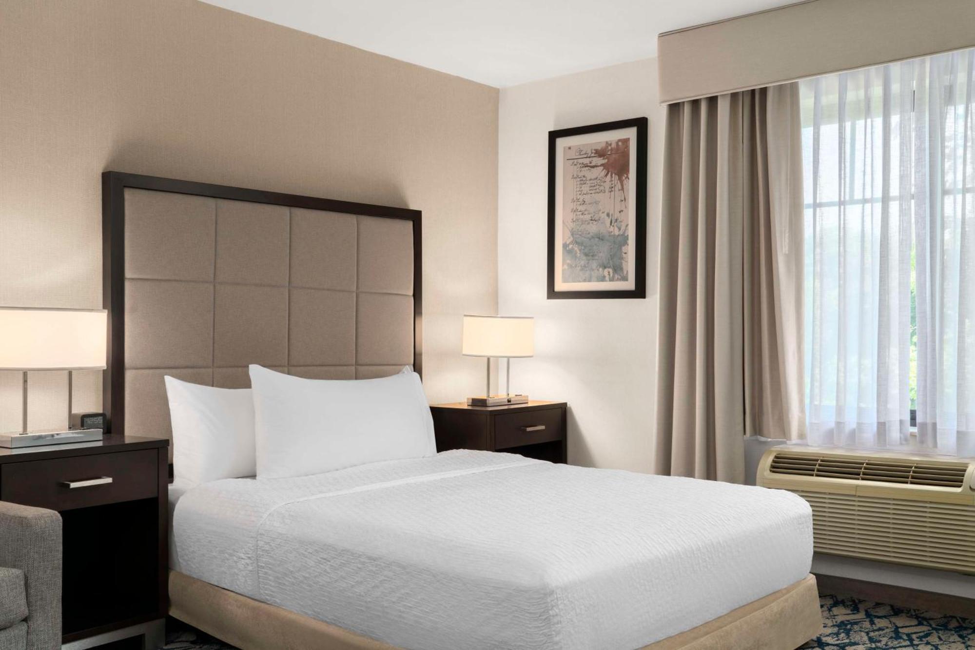 โฮมวูด สวีท บาย ฮิลตัน บอสตัน - เคมบริดจ์ - อาร์ลิงตัน Hotel ภายนอก รูปภาพ